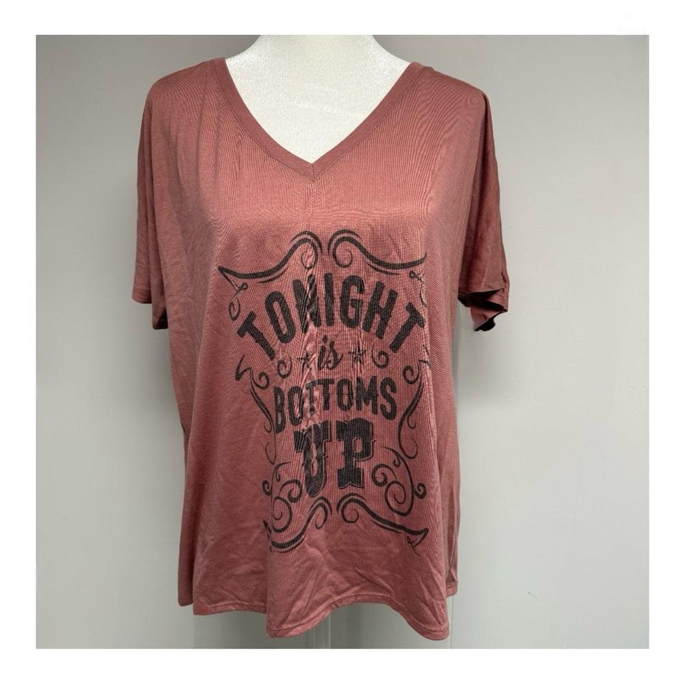 ✨ Women's V-Neck Graphic Tee - Rust